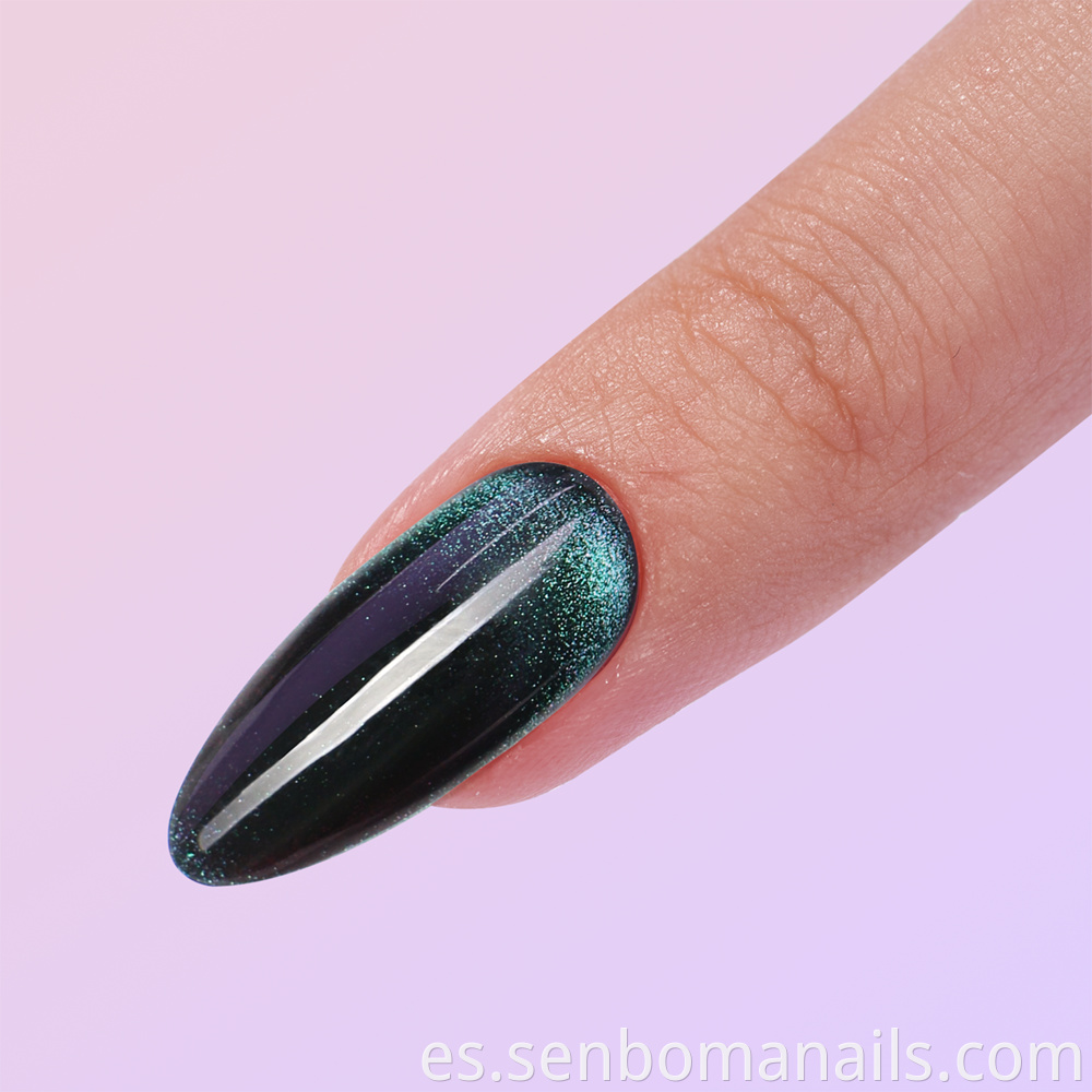 Cat Eye Nails